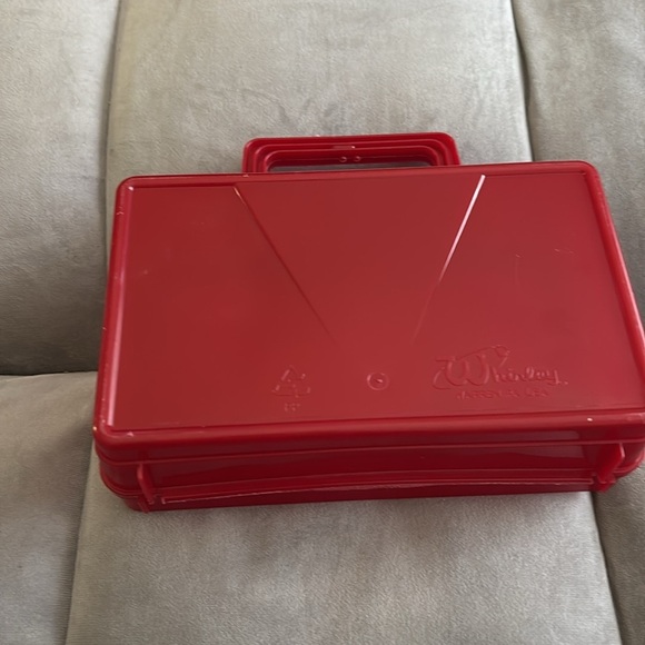 Vintage Disney Red Comic-Themed Kids Toy Case - Picture 2 of 6